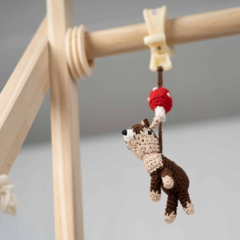 12497-Babyspielzeug-ab-Geburt-Reh-aus-Babys-Perspektive Babyspielzeug ab Geburt Reh - aus Babys Perspektive