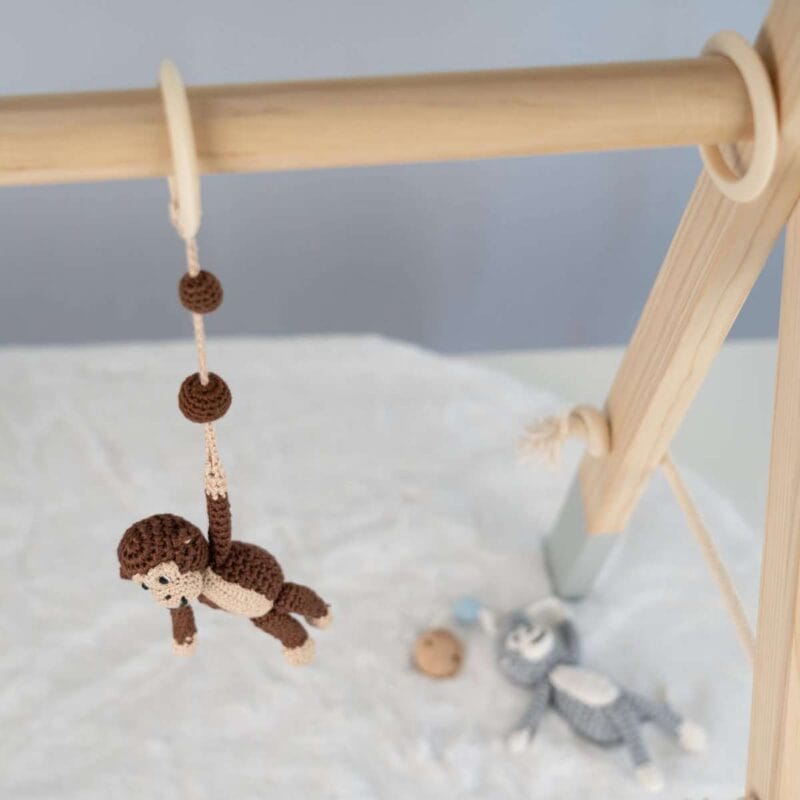 12551-2in1-Spielbogenanhanger-Affe-CHARLIE-Bio-am-Spielbogen 12551 - 2in1 Spielbogenanhänger Affe CHARLIE Bio - am Spielbogen