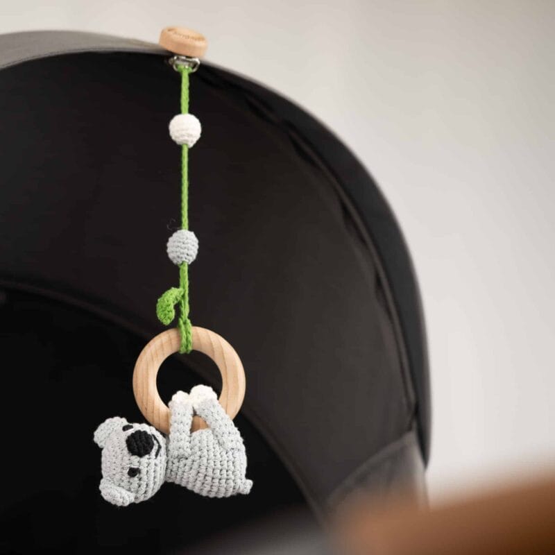 12524-Babyspielzeug-6-Monate-Kinderwagenspielzeug-Koala-grau Babyspielzeug 6 Monate Kinderwagenspielzeug Koala grau