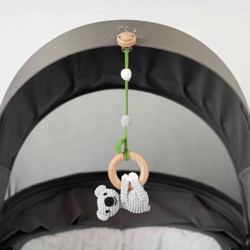 12524-Spielbogenanhaenger-KOALA-im-Kinderwagen Spielbogenanhänger KOALA im Kinderwagen