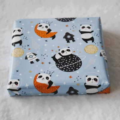 Baby mobile gift‑wrapped (example 2)